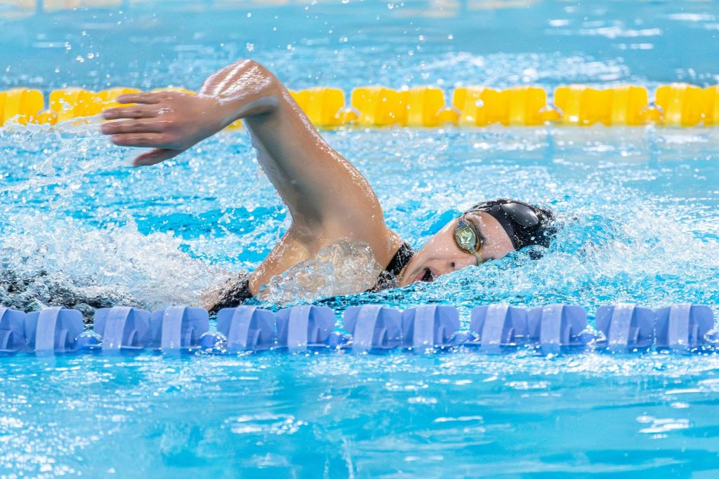 Swimming for Weight Loss: Effective Techniques & Training Tips